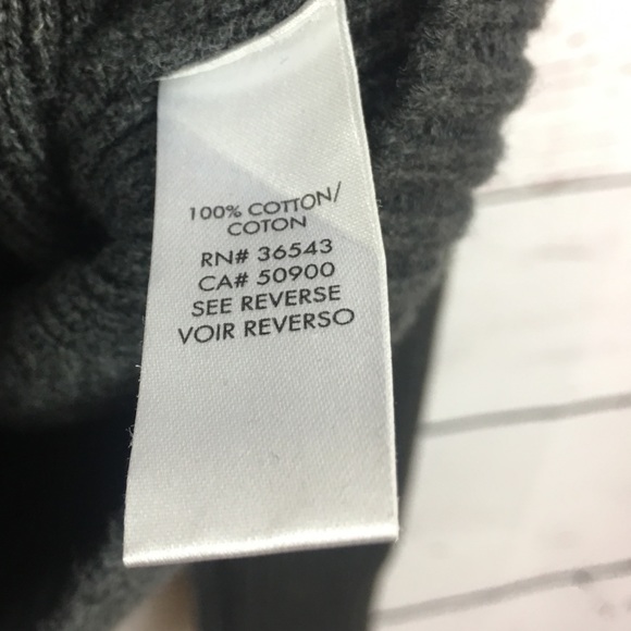 **SOLD**Calvin Klein Sweater - Picture 5 of 5